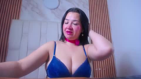 Snapshot of charlotteschmidtt chatting on 11-22-25, 10:58 Charlotte Schmidt online show from 11-22-25, 10:58