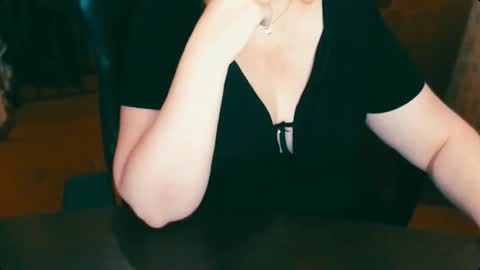 CharlotteXTasty online show from 11-06-25, 10:05