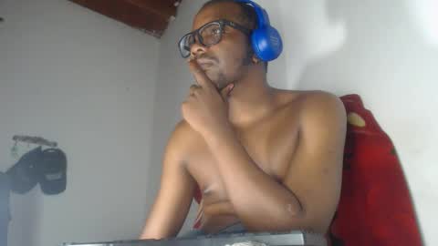 charly_vergonti_ online show from 09-15-25, 10:04