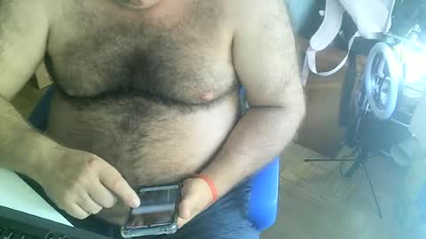 charly online show from 06-17-26, 07:44