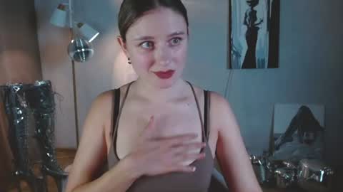 Michelle  online show from 07-08-26, 07:02