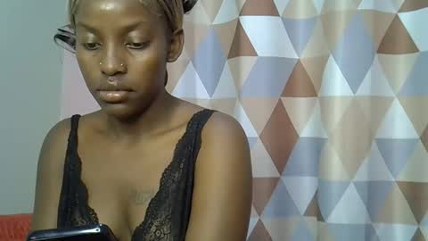 Snapshot of charmingdime chatting on 06-01-26, 07:43 charmingdime online show from 06-01-26, 07:43