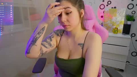 Belle and Miley online show from 12-11-24, 06:52