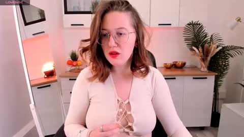 Snapshot of charmygrace chatting on 02-20-26, 10:49 Grace online show from 02-20-26, 10:49