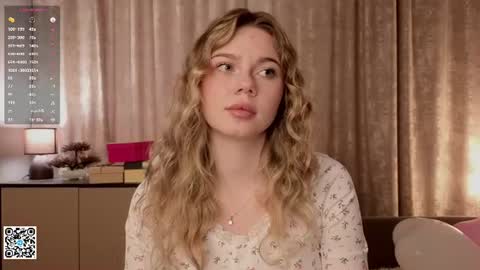 Emilia online show from 06-13-26, 04:32