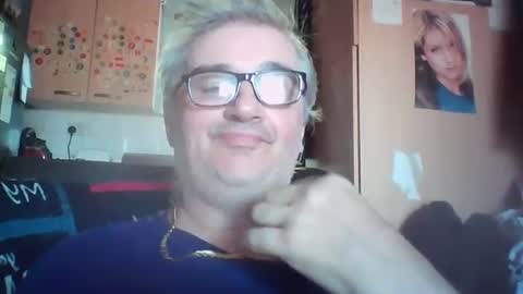 Snapshot of chatboxlee chatting on 07-20-26, 12:51 chatboxlee online show from 07-20-26, 12:51