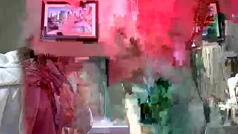 Snapshot of chatttrboy chatting on 04-09-26, 09:36 love the pantyhose online show from 04-09-26, 09:36