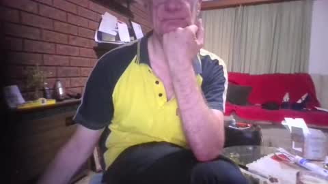 Snapshot of chaturdell9359 chatting on 01-16-25, 09:27 We Chat online show from 01-16-25, 09:27