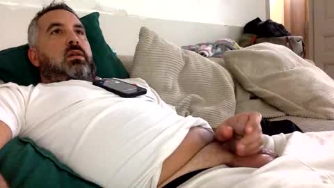 chaud7842 online show from 10-14-25, 12:17