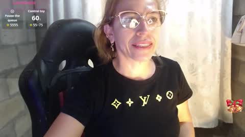 CHAYLA VICTORIA RUIZ  online show from 03-15-26, 09:10