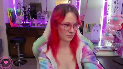 Candy Cuntress CheeTHIS CAM IS NON NUDE online show from 12-15-24, 05:56