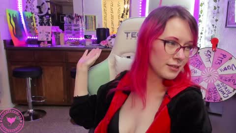 Candy Cuntress CheeTHIS CAM IS NON NUDE online show from 01-03-25, 11:01