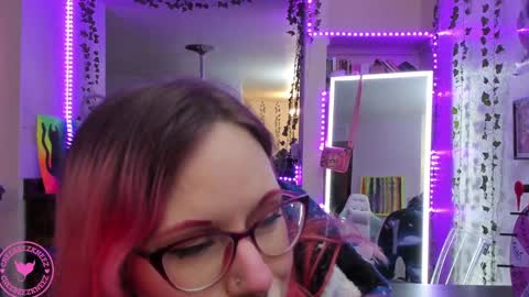 Candy Cuntress CheeTHIS CAM IS NON NUDE online show from 01-20-25, 10:37