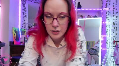 Candy Cuntress CheeTHIS CAM IS NON NUDE online show from 02-03-25, 09:39