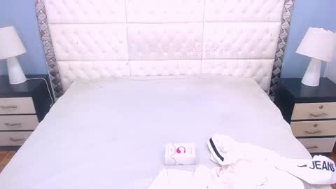 Snapshot of cheelsea_ chatting on 12-10-24, 09:43 cheelsea_ online show from 12-10-24, 09:43