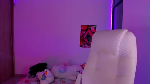 Snapshot of cheelsea_ chatting on 02-22-25, 05:02 cheelsea_ online show from 02-22-25, 05:02