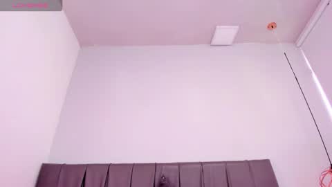 Cherlyn online show from 09-15-25, 04:51