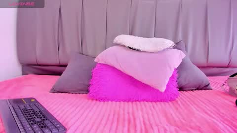 Cherlyn online show from 09-16-25, 04:19