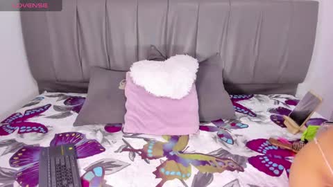 Cherlyn online show from 10-06-25, 04:15