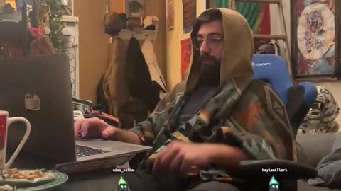 Snapshot of cheftoti chatting on 02-21-26, 01:17 cheftoti online show from 02-21-26, 01:17