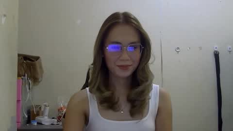 chelly4u69 online show from 09-21-25, 04:47