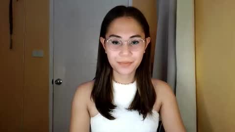 chelly4u69 online show from 04-19-26, 02:00