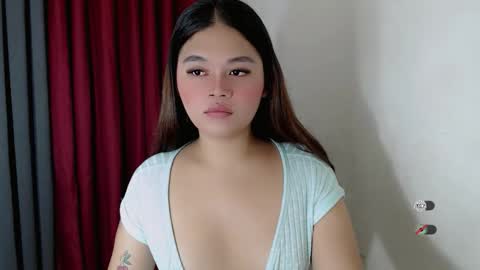 Snapshot of chelse_coco chatting on 11-15-25, 10:04 CHELSEA online show from 11-15-25, 10:04