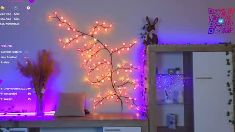 Mona online show from 02-26-25, 09:37