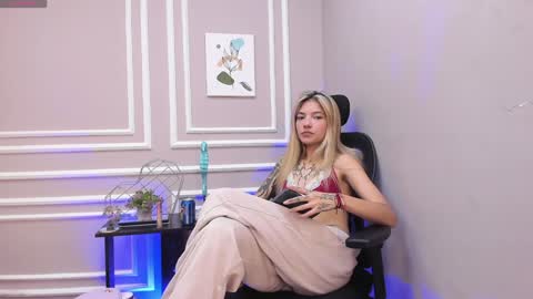 Snapshot of chelseadalea chatting on 12-05-24, 01:25 Chelsea online show from 12-05-24, 01:25