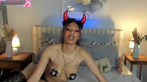 Chelseaquinn online show from 10-10-25, 06:56