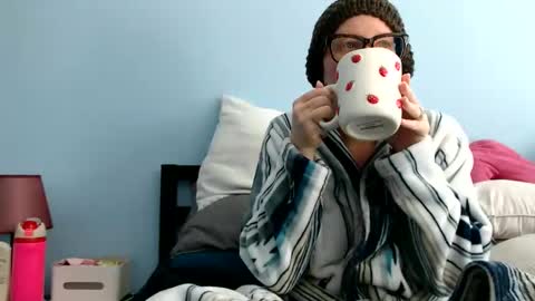 Chelsea online show from 12-15-25, 03:49