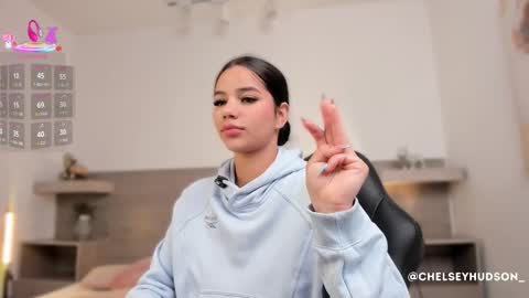 chelsey_hudson online show from 11-20-25, 11:43