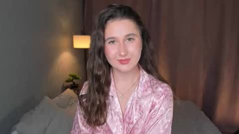 chelsiecleal online show from 10-23-25, 07:23