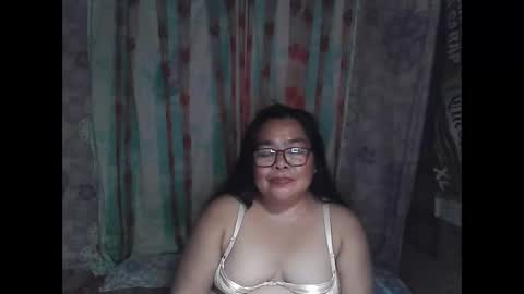 Snapshot of chenita_kits chatting on 03-21-26, 12:32 chenita_kits online show from 03-21-26, 12:32