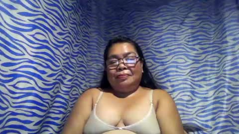 Snapshot of chenita_kits chatting on 06-27-26, 12:44 chenita_kits online show from 06-27-26, 12:44