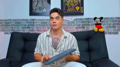 Snapshot of chepe_fit chatting on 01-22-25, 02:26 chepe vause online show from 01-22-25, 02:26