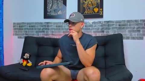 Snapshot of chepe_fit chatting on 01-25-25, 05:07 chepe vause online show from 01-25-25, 05:07