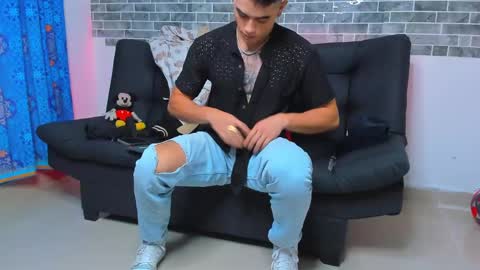 Snapshot of chepe_fit chatting on 02-06-25, 12:54 chepe vause online show from 02-06-25, 12:54