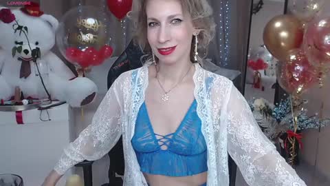 Snapshot of cherishsia chatting on 01-11-25, 10:08 Adriana online show from 01-11-25, 10:08