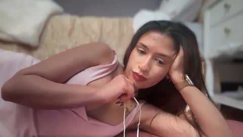 cherliecarmen online show from 11-12-25, 02:50