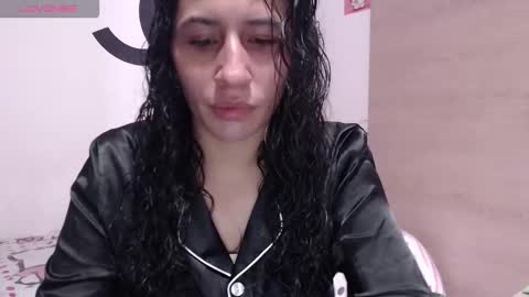 Nezumy Rey  online show from 10-19-25, 07:47