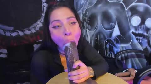 Snapshot of cherry_jenklins87 chatting on 05-25-26, 02:23 cherry jenklins87 online show from 05-25-26, 02:23