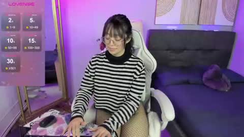 Snapshot of cherry_kissx chatting on 07-23-26, 07:50 Chloe online show from 07-23-26, 07:50