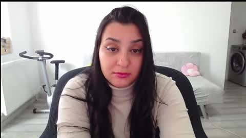 Snapshot of cherry_pie95 chatting on 01-18-26, 10:41 Sherry online show from 01-18-26, 10:41