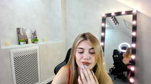 cherry_pr1ce online show from 12-13-24, 01:37