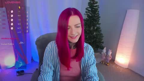 Snapshot of cherry_roxy chatting on 01-02-25, 08:35 Roxy online show from 01-02-25, 08:35