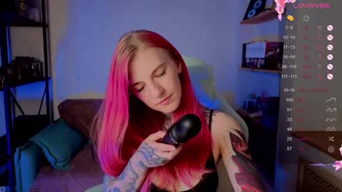 Snapshot of cherry_roxy chatting on 09-12-25, 09:26 Roxy online show from 09-12-25, 09:26