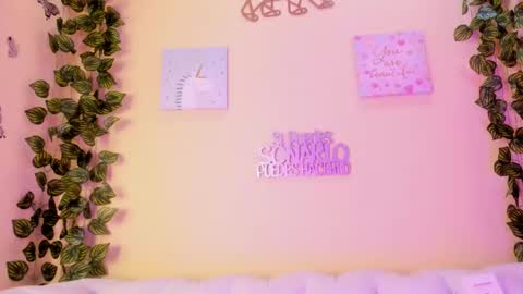 Snapshot of cherry_sussan chatting on 12-13-24, 09:24 Sussan Cherry online show from 12-13-24, 09:24