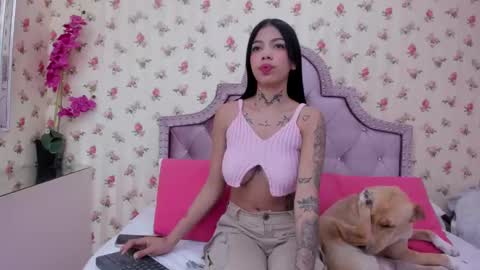 Snapshot of cherry_sussan chatting on 01-31-25, 05:30 Sussan Cherry online show from 01-31-25, 05:30