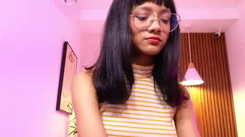 Snapshot of cherry_vixen_ chatting on 06-23-26, 06:17 Sery online show from 06-23-26, 06:17